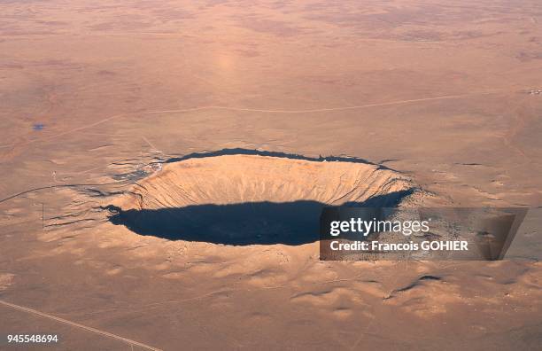 Usa- arizona-vue aerienne meteor crater usa- arizona-vue aerienne meteor crater.