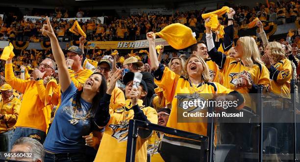 Preds Fan 3,605 Nashville Predators Fans Stock Photos, High-Res Pictures, and ...