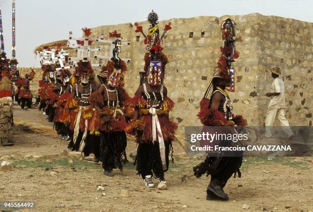 The Dama, the end of the mourning period, is celebrated to free the souls and to enable them to reach the ancestors' country. For this very important...