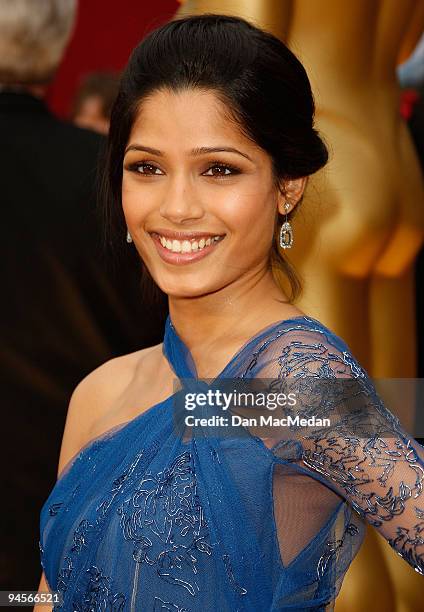 Actress Freida Pinto arrives at the 81st Academy Awards at The Kodak Theatre on February 22, 2009 in Hollywood, California.