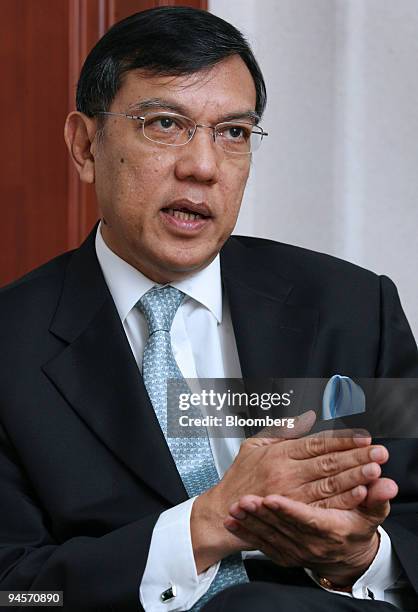 Chairman Rhb Rhb Capital Photos and Premium High Res Pictures - Getty Images