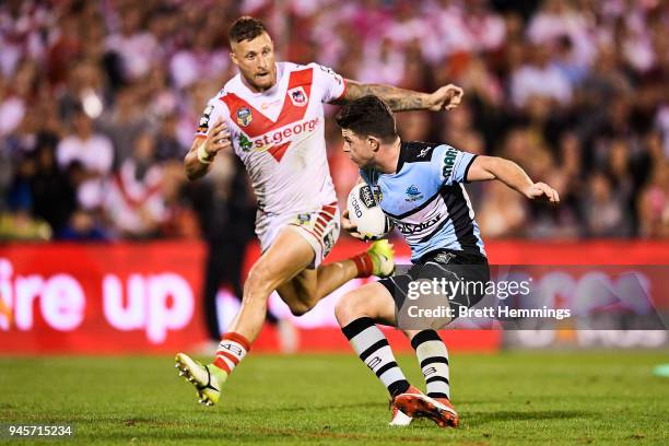 Chad Townsend of the Sharks runs the ball during the round six NRL match between the St George Illawarra Dragons and the Cronulla Sharks at WIN...