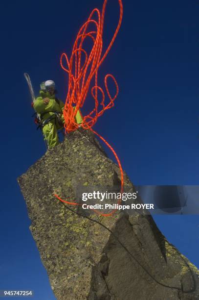 Ski alpinisme, le rappel, MR ski alpinism, to abseil, MR.