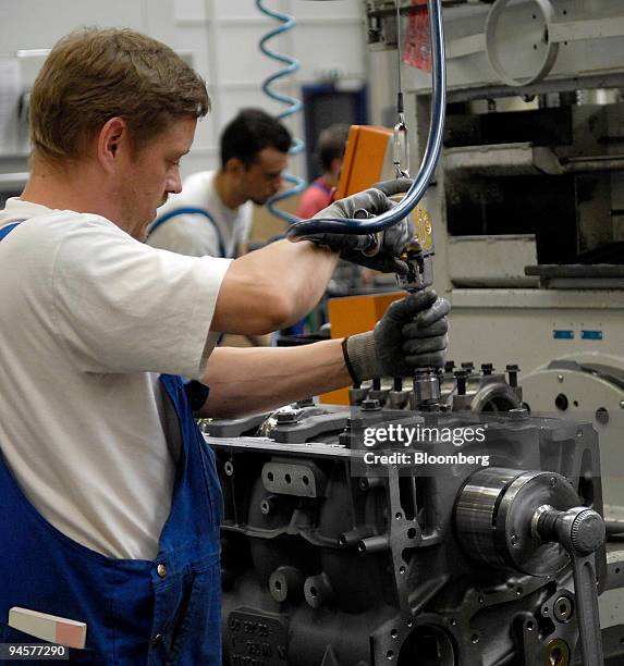 Daf Engine Inatarctor Daf Trucks Nv Photos and Premium High Res Pictures - Getty Images