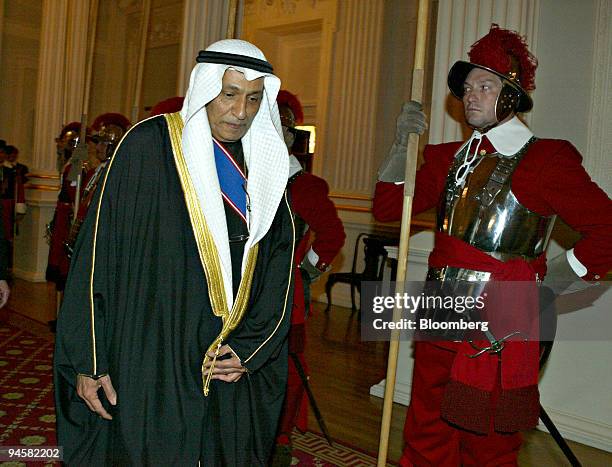 Gcvo Robe 188 Gcvo Stock Photos, High-Res Pictures, and Images - Getty Images