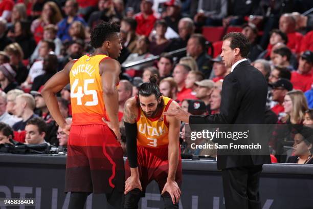 Head Coach Quin Snyder of the Utah Jazz speaks to Donovan Mitchell of the Utah Jazz and Ricky Rubio of the Utah Jazz during the game against the...