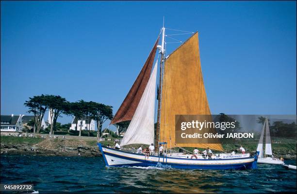 Port Navalo est le port d'Arzon, qui fut rattach?e ? l'abbaye de Redon en 836. Situ? sur la fa?ade atlantique, le golfe du Morbihan, "petite mer" en...