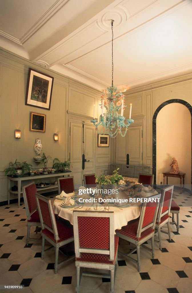 SALLE A MANGER, MAISON DE GEORGE SAND A NOHANT, BERRY, FRANCE