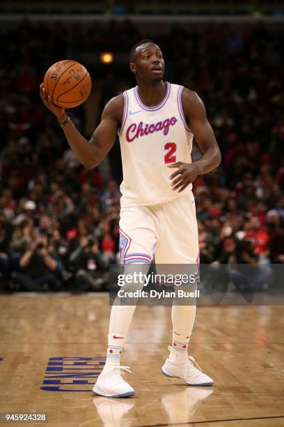 Jerian Grant of the Chicago Bulls handles the ball in the fourth quarter against the Detroit Pistons at the United Center on April 11, 2018 in...