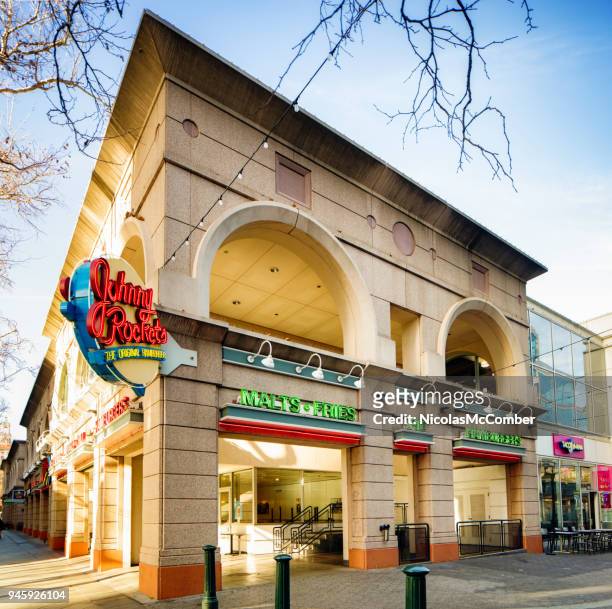 johnny rockets burger restaurant building in downtown san jose - suburban downtown stock pictures, royalty-free photos & images