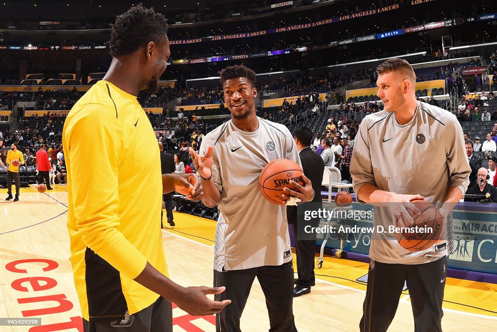 Minnesota Timberwolves v Los Angeles Lakers