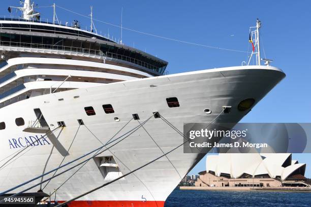 Cruises Arcadia arrives into the harbour on her world cruise on March 01, 2016 in Sydney, Australia. Weighing in at 84,000 tonnes, P&O's fourth...