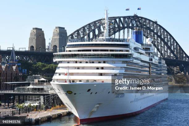Cruises Arcadia arrives into the harbour on her world cruise on March 01, 2016 in Sydney, Australia. Weighing in at 84,000 tonnes, P&O's fourth...