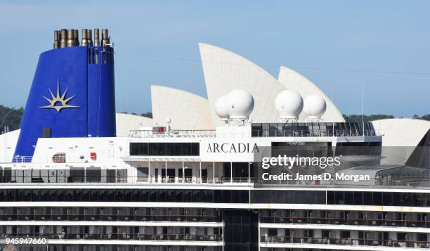 Cruises Arcadia arrives into the harbour on her world cruise on March 01, 2016 in Sydney, Australia. Weighing in at 84,000 tonnes, P&O's fourth...