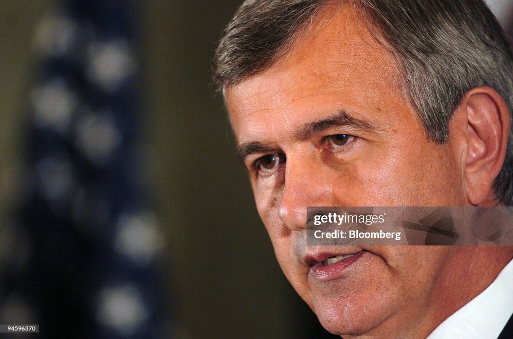 Mike Johanns, former U.S. Secretary of Agriculture, announce