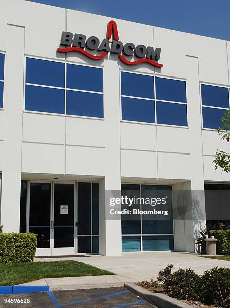 Broadcom Corporation Photos and Premium High Res Pictures - Getty Images
