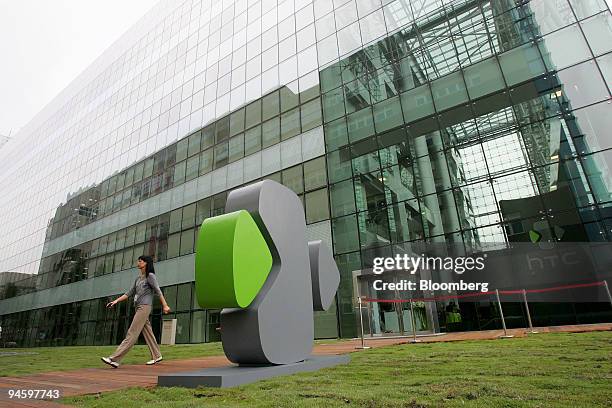 High Tech Computer Corp 891 High Res Stock Photos, High-Res Pictures, and Images - Getty Images