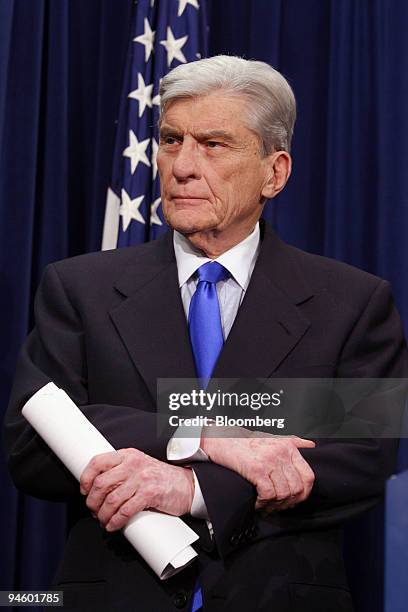 Republican Senator John Warner of Virginia waits to speak at a news conference on Capitol Hill, Jan. 22, 2007 in Washington, D.C. A bipartisan group...