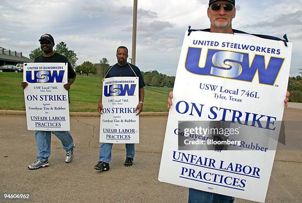 Employees at the Goodyear Tire manufacturing plant in Tyler, Texas walk the picket line outside the facility, Monday, October 30, 2006. Goodyear Tire...