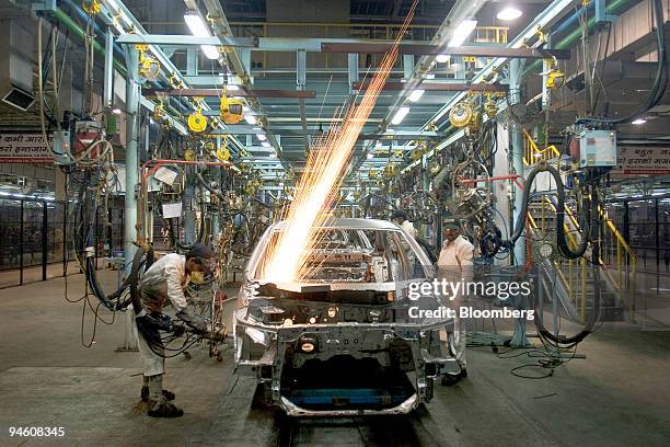 Welding Reworks Examples 233 Spot Welding Stock Photos, High-Res Pictures, and Images - Getty Images