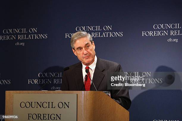 Robert Mueller, director of the Federal Bureau of Investigation , speaks at the Council on Foreign Relations in New York, U.S., on Friday, Sept. 28,...