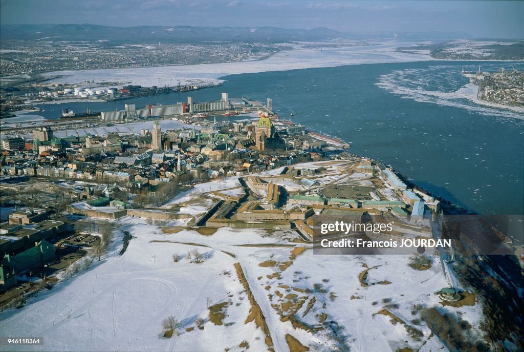 VUE AERIENNE DU VIEUX QUEBEC ET DE LA CITADELLE, QUEBEC, CANADA