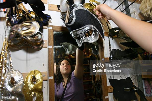 Preposterous Expression 98 Preposterous Stock Photos, High-Res Pictures, and Images - Getty Images