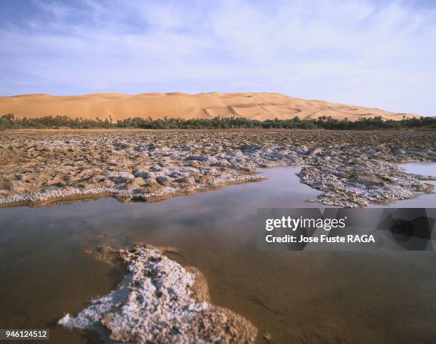 LAC MAVO, ERG UBARI, LIBYE.