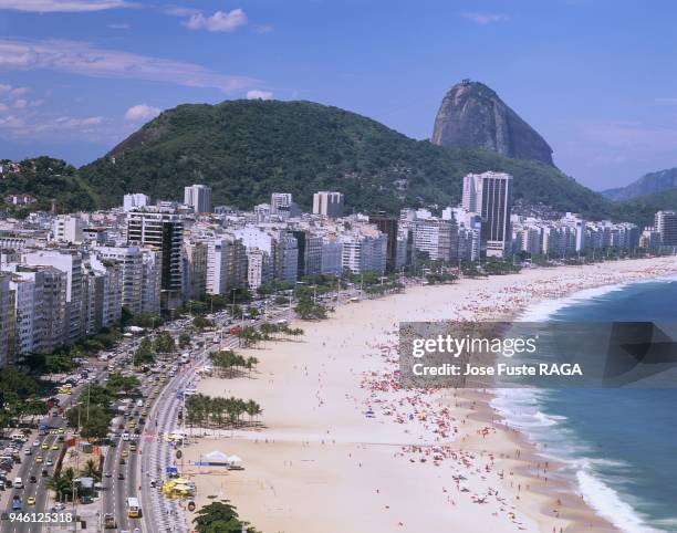 Plage Rio Plage De Copacabana Photos and Premium High Res Pictures - Getty Images