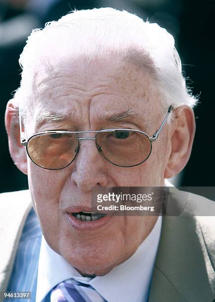 The Rev. Ian Paisley, leader of the Democratic Unionist Party, speaks to the media outside the Scottish Office after meetings with UK Chancellor of...