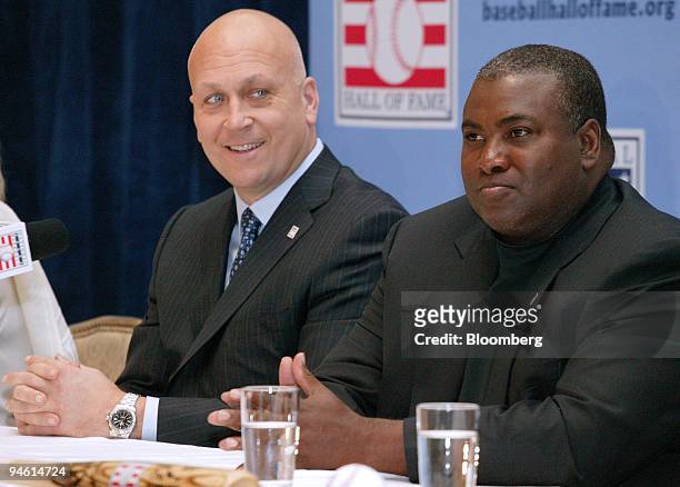 Cal Ripken Jr., left, and Tony Gwynn, former Major League Baseball players, attend a National Baseball Hall of Fame news conference in New York,...
