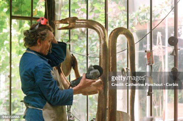 French sculptor Claude Lalanne in her workshop on September 26, 1995 in Ury, France.