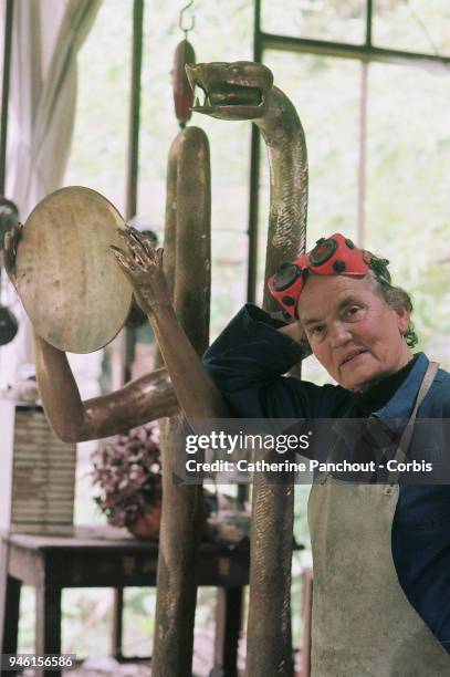 French sculptor Claude Lalanne in her workshop on September 26, 1995 in Ury, France.