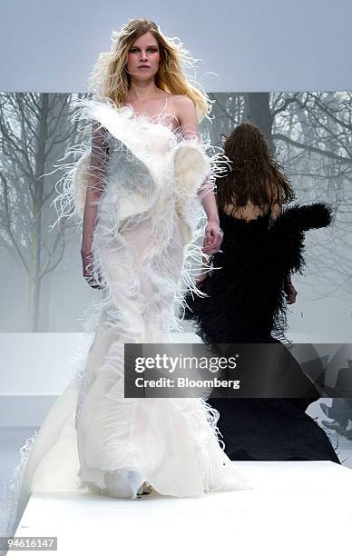 Model wears an outfit by Belgian fashion designer Olivier Theyskens during the presentation of his Fall/Winter 2007-2008 ready-to-wear collection for...