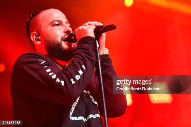 Bigbelly Rapper 479 Belly Rapper Stock Photos, High-Res Pictures, and Images - Getty Images