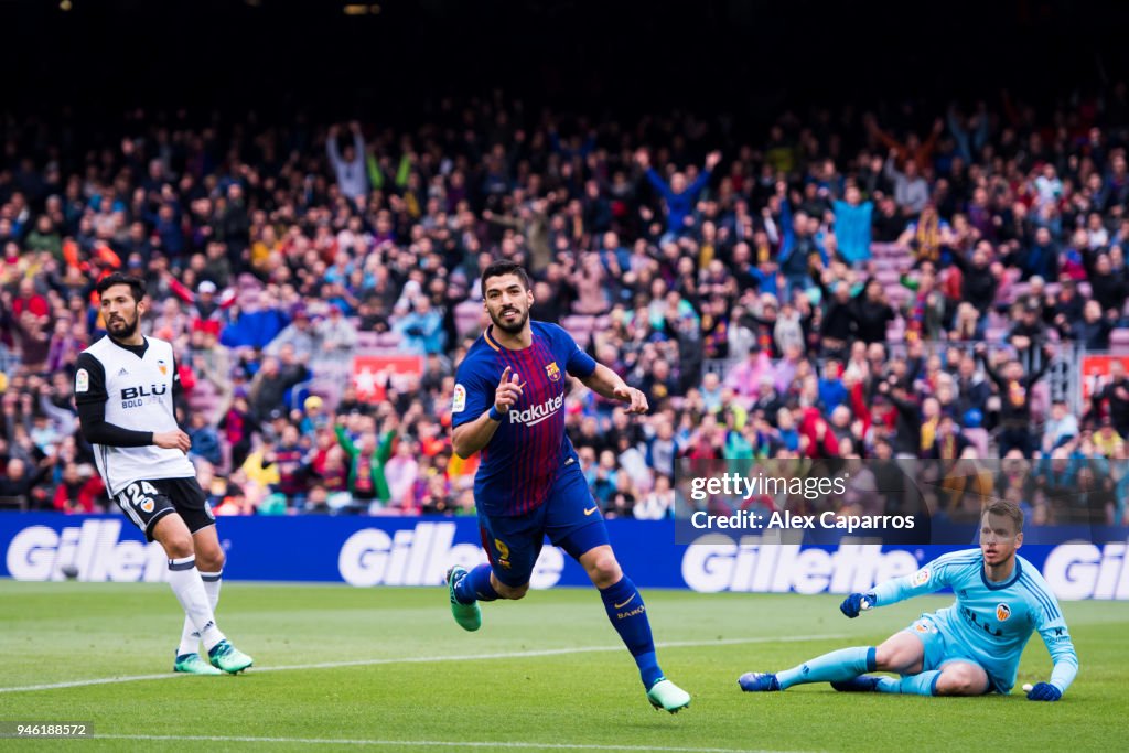 Barcelona v Valencia - La Liga