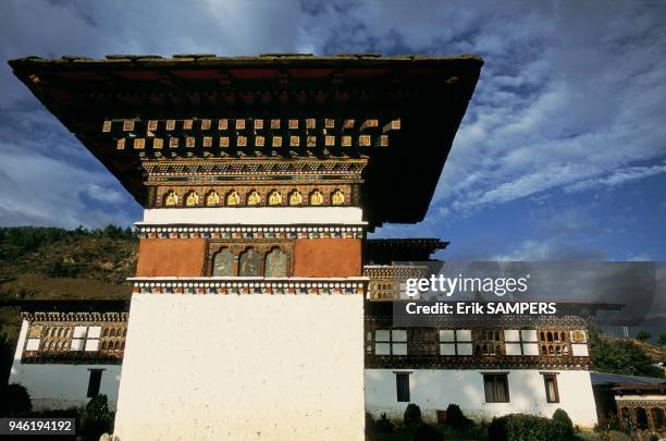 DZONG, VILLAGE DE PARO, BHOUTAN.