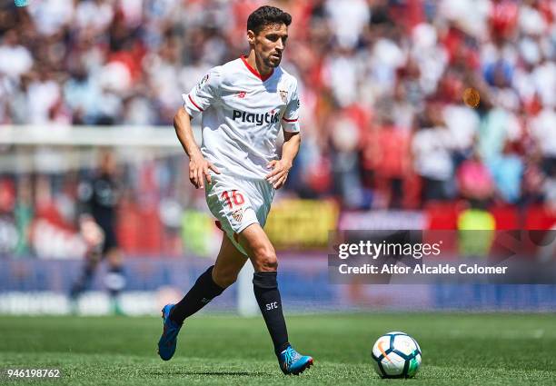 Jesus Navas of Sevilla FC in action during the La Liga match between Sevilla and Villarreal at on April 14, 2018 in Seville, .