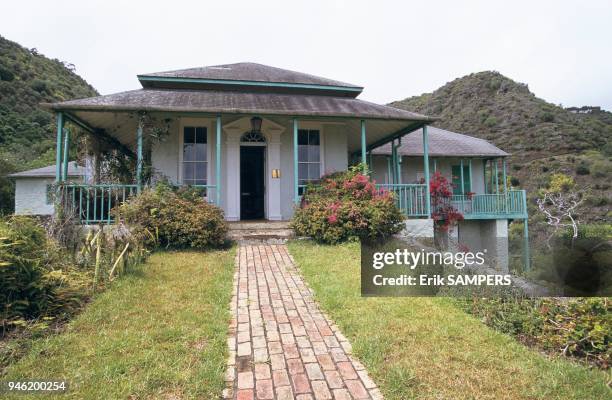 Est dans ce pavillon que Napol?on passa ses premiers mois d'exil, et c'est, entour? de la famille Balcombe, qu'il passa ses meilleurs moments sur...