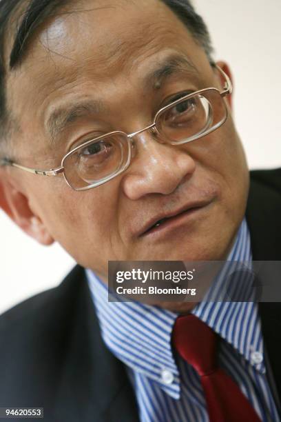 Central Institute for Economic Management President Le Dang Doanh speaks to reporters in Hanoi, Vietnam, Monday, August 21, 2006.