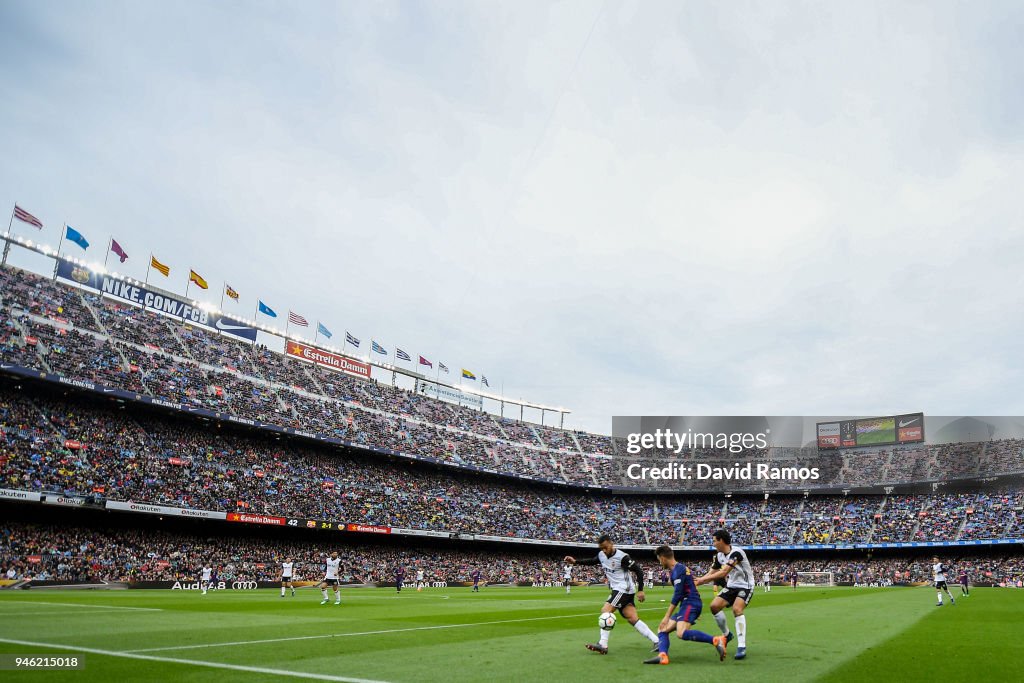Barcelona v Valencia - La Liga