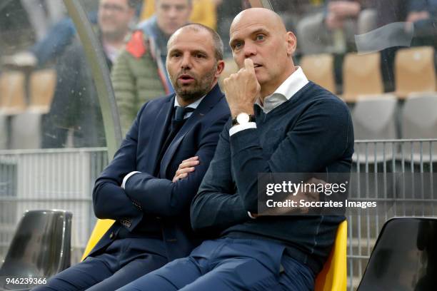 Coach Maurice Steijn of VVV Venlo, coach Jurgen Streppel of SC Heerenveen during the Dutch Eredivisie match between VVVvVenlo - SC Heerenveen at the...