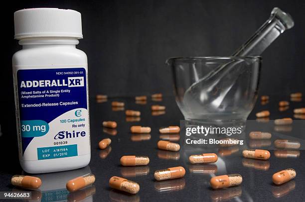 Shire Pharmaceuticals Adderall Coupon 144 Mg Plc Stock Photos, High-Res Pictures, and Images - Getty Images