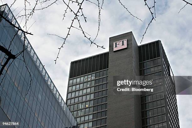 An FT logo hangs on the top of the Financial Times Building Thursday, December 28, 2006 in New York. Macklowe Properties Inc., owner of the General...