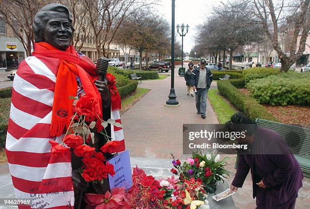 James Rouse Statue 294 James Rouse Stock Photos, High-Res Pictures, and Images - Getty Images