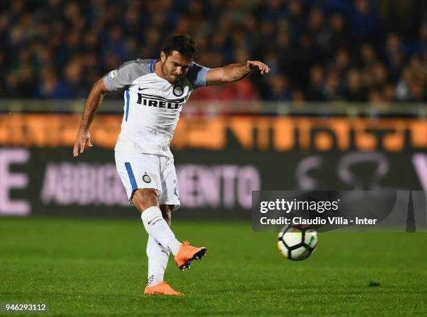 Citadin Martins Eder of FC Internazionale in action during the serie A match between Atalanta BC and FC Internazionale at Stadio Atleti Azzurri...