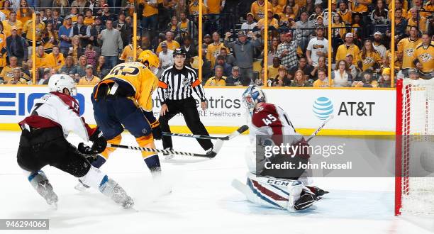 Ryan Johansen of the Nashville Predators scores on the backhand against Jonathan Bernier of the Colorado Avalanche in Game Two of the Western...