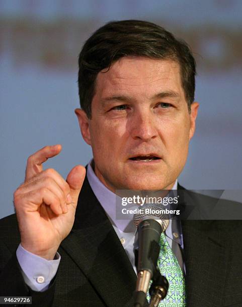 Federal Reserve Bank of Richmond President Jeffrey Lacker speaks at the 2007 Mid-Atlantic Economic Symposium at Frederick Community College, June 6...