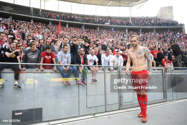 Fans of Cologne make their feelings know to Marcel Risse of Cologne after the Bundesliga match between Hertha BSC and 1. FC Koeln at Olympiastadion...