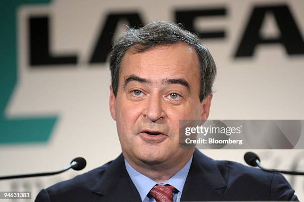 Bruno Lafont, chief executive officer of Lafarge SA, speaks at a news conference in Paris, France, on Monday, Dec. 10, 2007. Lafarge SA's $16 billion...